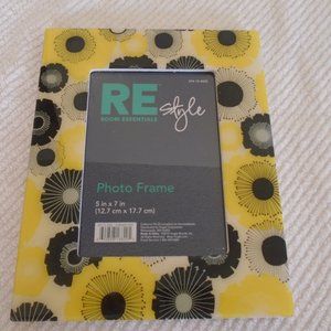 Photo Picture Frame 5x7 Yellow Black